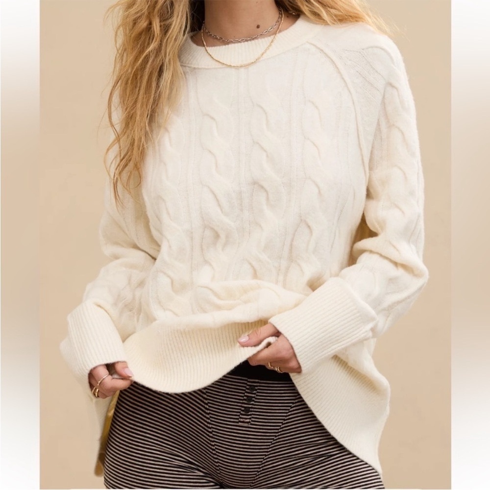 aerie Cream Cable-Knit Crew Sweater S